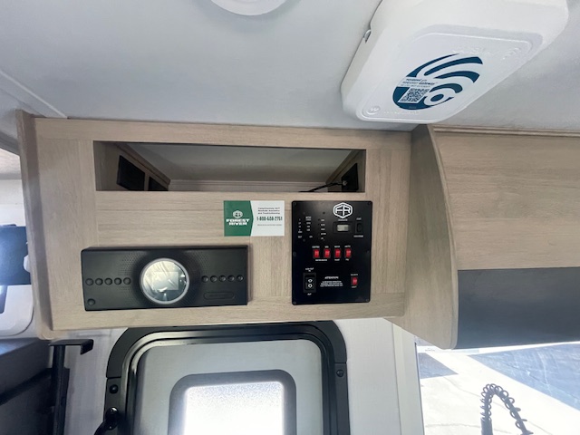 2026 SUNSEEKER 2400 BDSD - Image 23