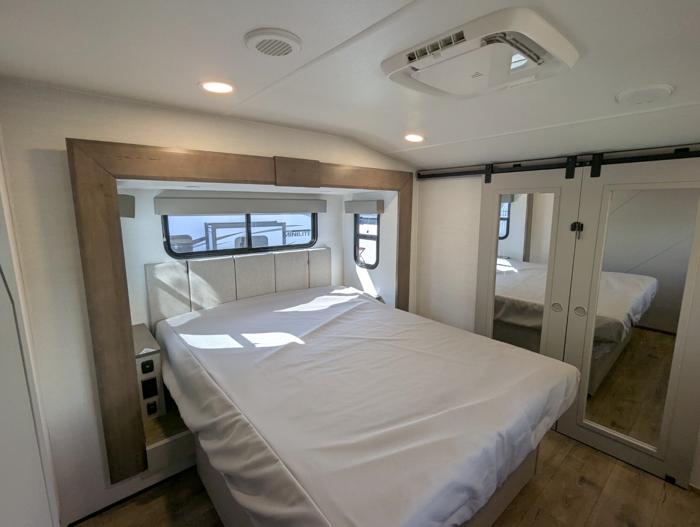 2026 Alliance RV Avenue 39MBR - Image 9