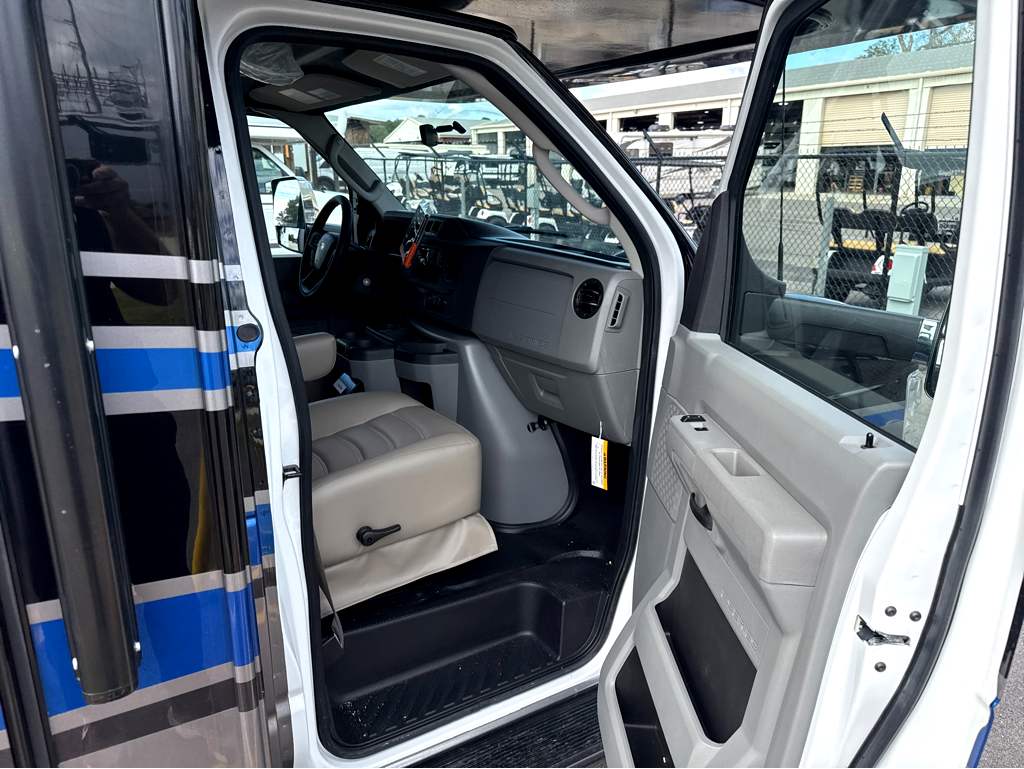 2027 ENTEGRA COACH ODYSSEY 30Z - Image 7