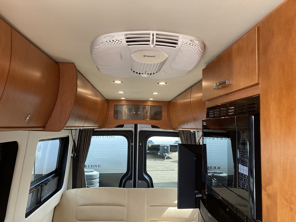 2014 Leisure Travel Free Spirit FS22 - Image 21