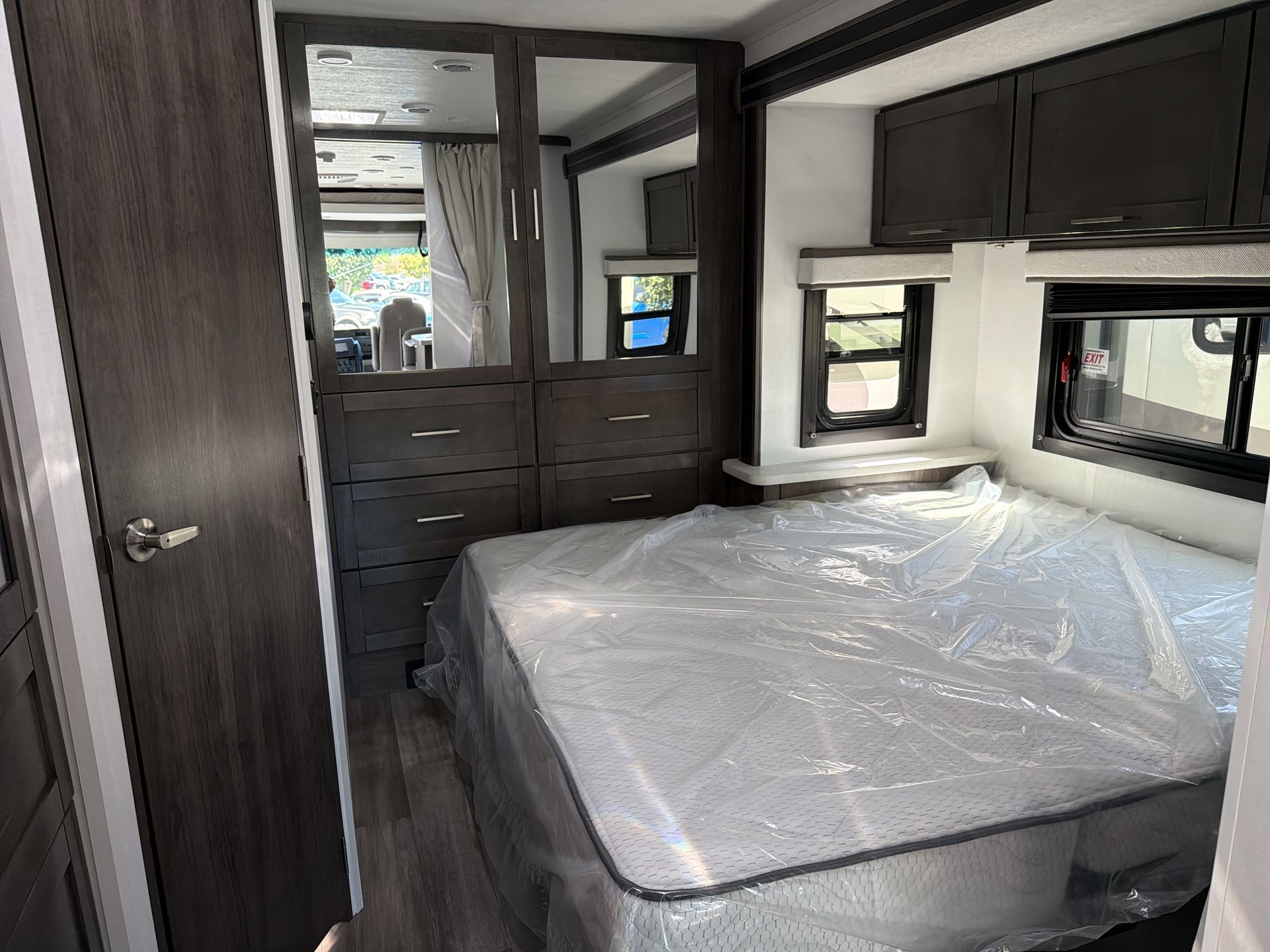 2026 Entegra Coach Vision SE 27ASE - Image 33