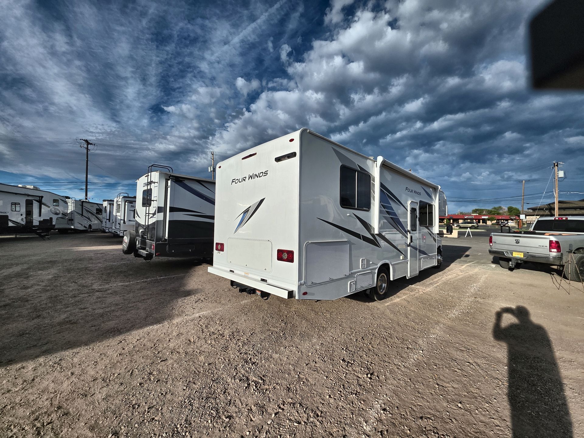 2025 Thor Motor Coach Four Winds 28Z - Image 8
