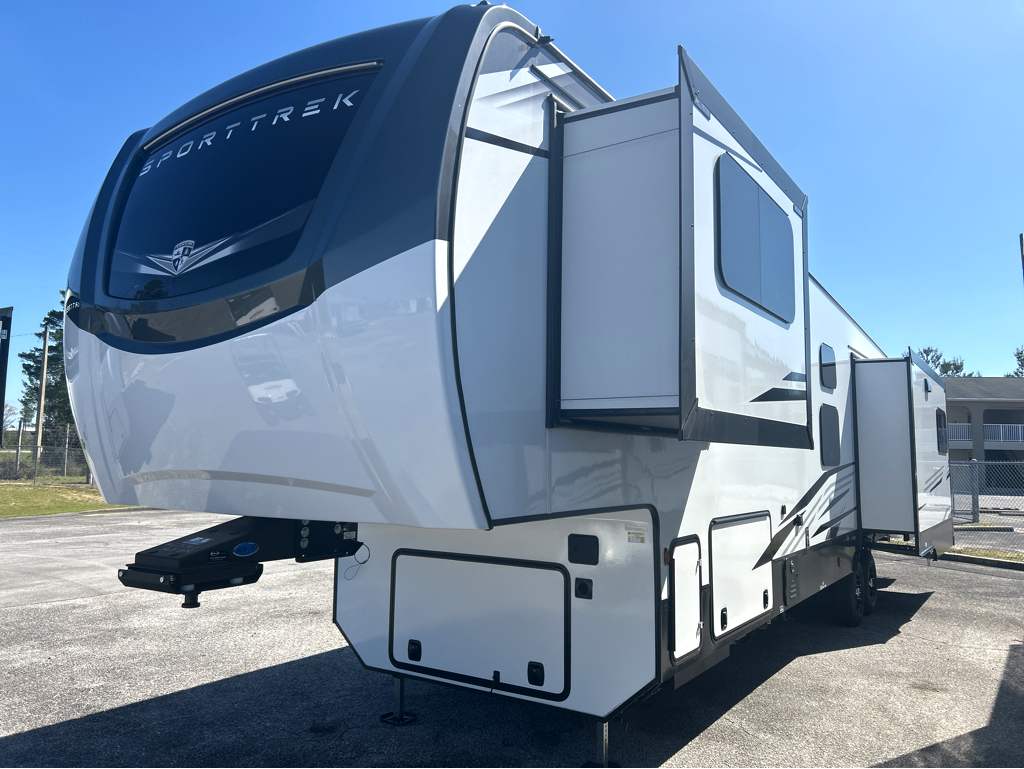2026 VENTURE RV SPORTTREK 363VFR - Image 2