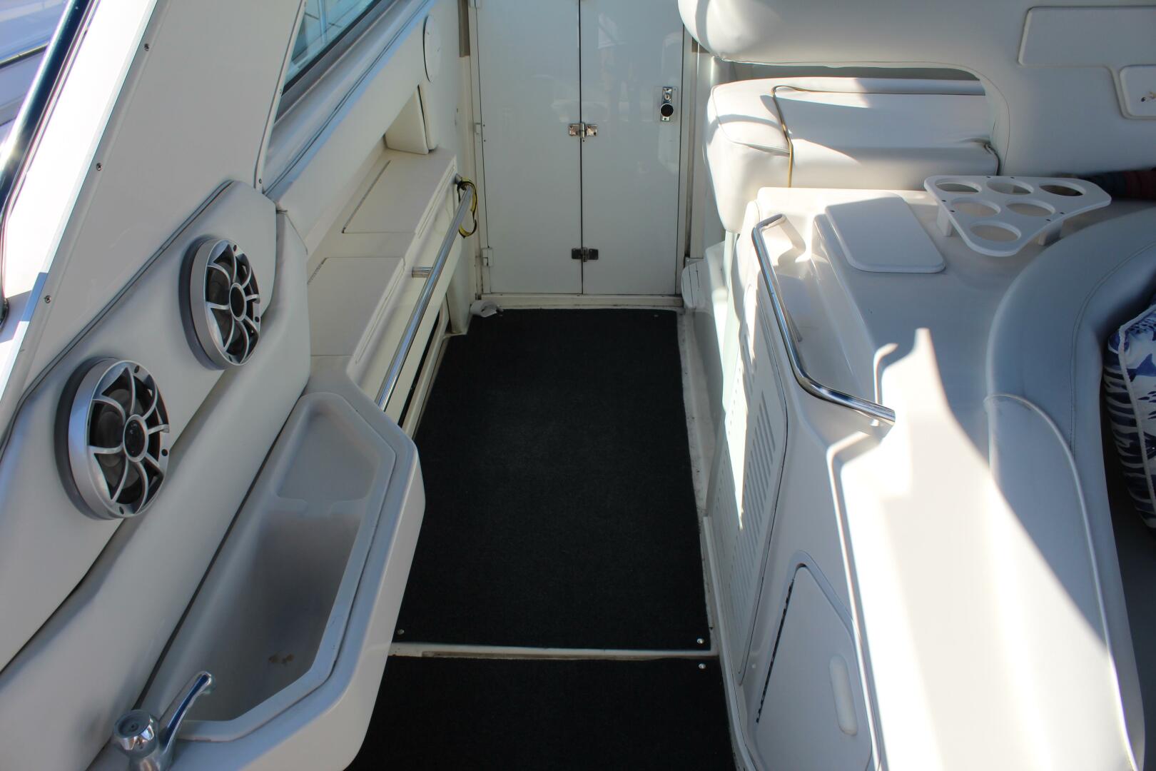 1996 Sea Ray 500 Sundancer - Image 16