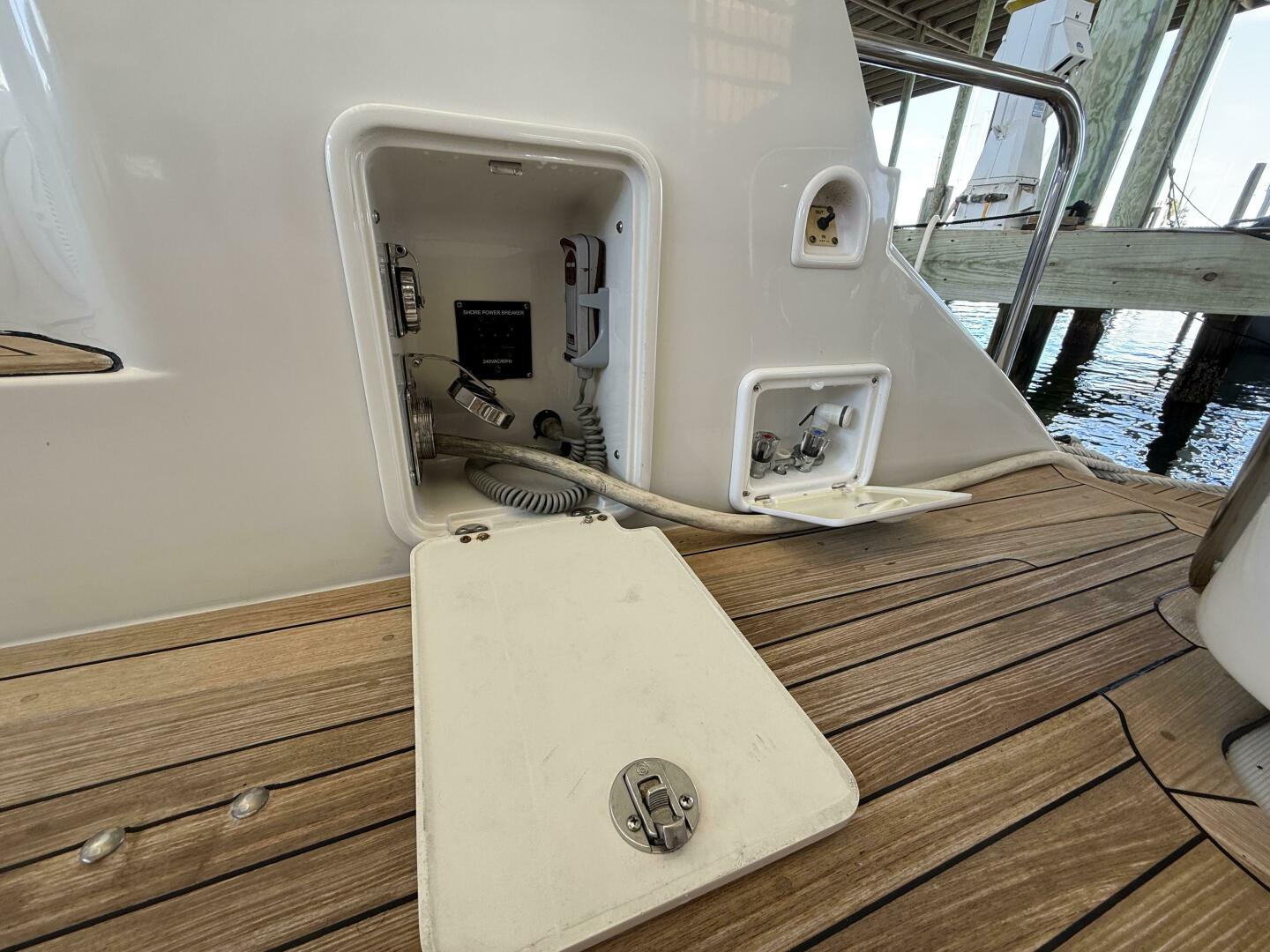 2007 Chris-Craft Roamer 40 - Image 58
