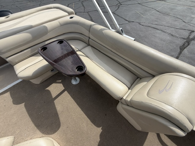 2012 BENNINGTON 2274GL - Image 11