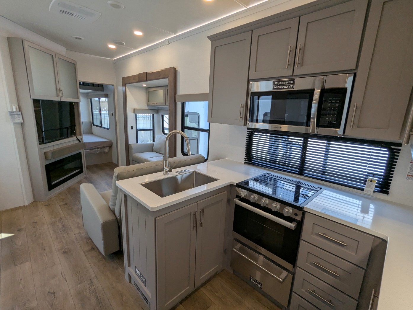 2026 Alliance RV Avenue 38DBL - Image 19