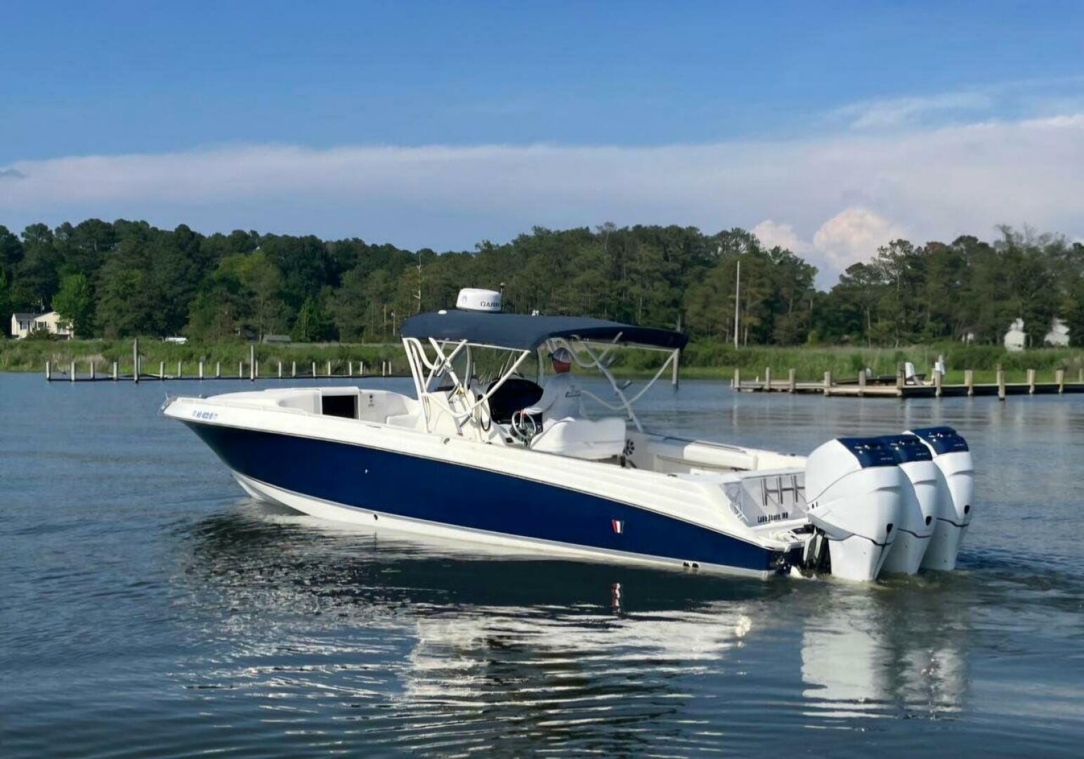 2006 Wellcraft 352 Sport - Image 1