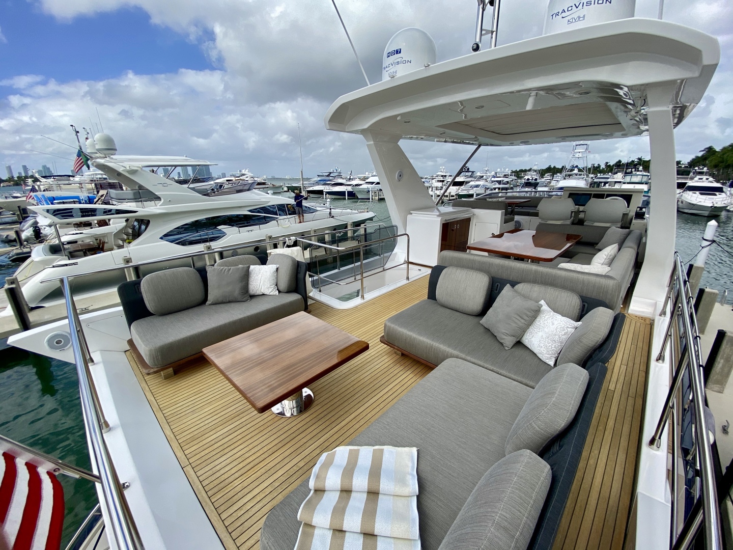 2018 Azimut Flybridge - Image 21