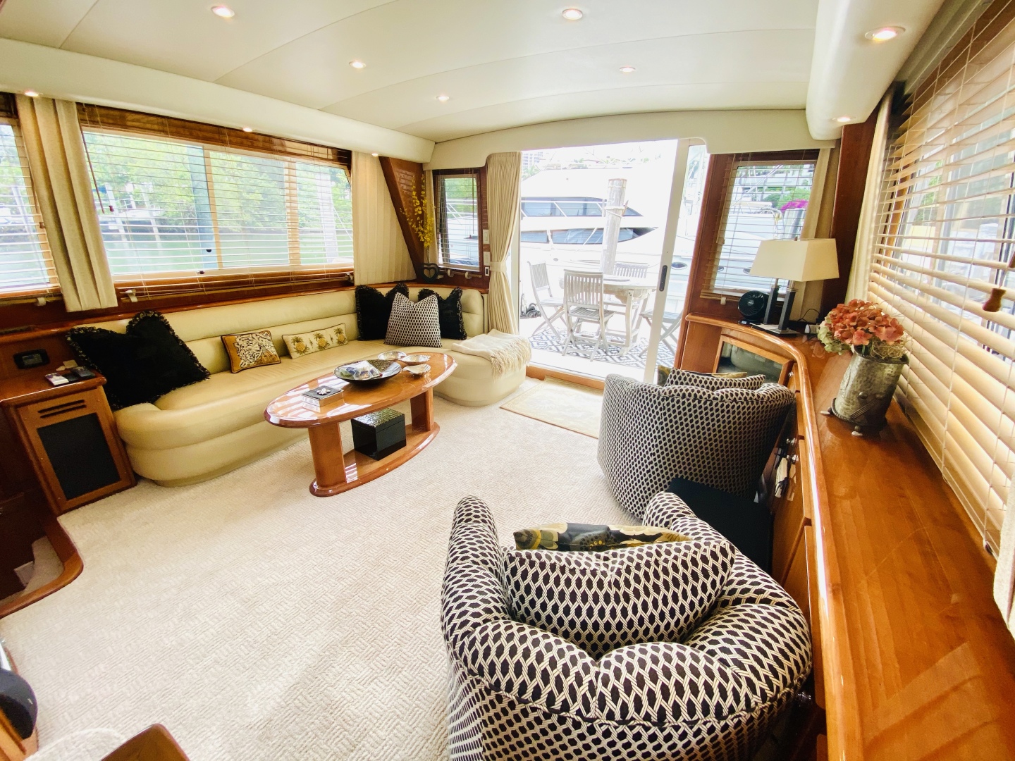 2003 Navigator 5700 Rival - Image 31