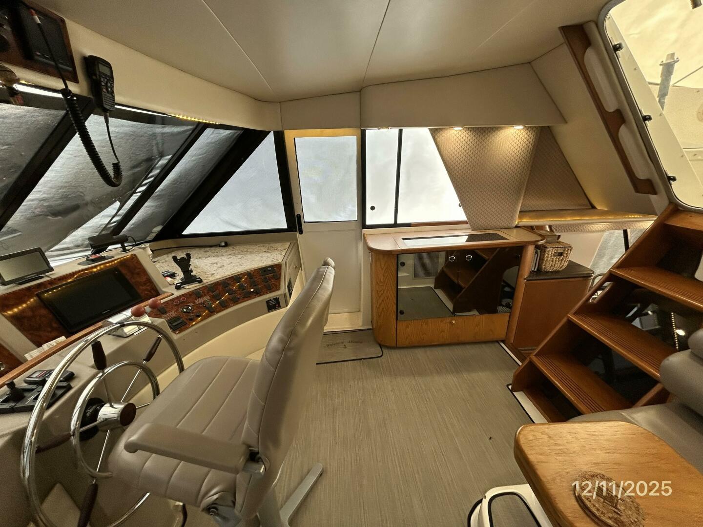 1998 Bayliner 4788 - Image 42