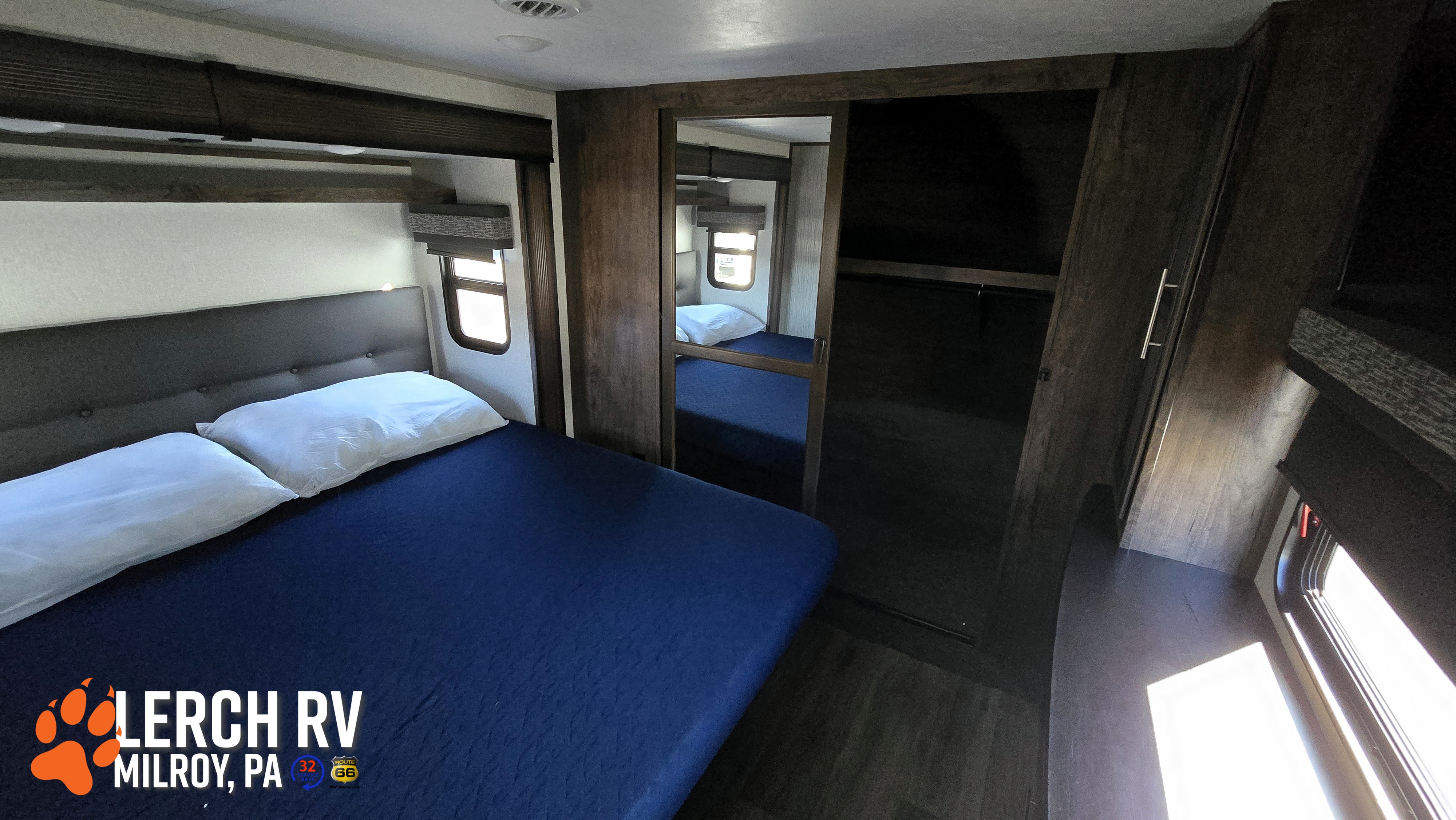 2021 KZ RV Durango D326RLT - Image 28