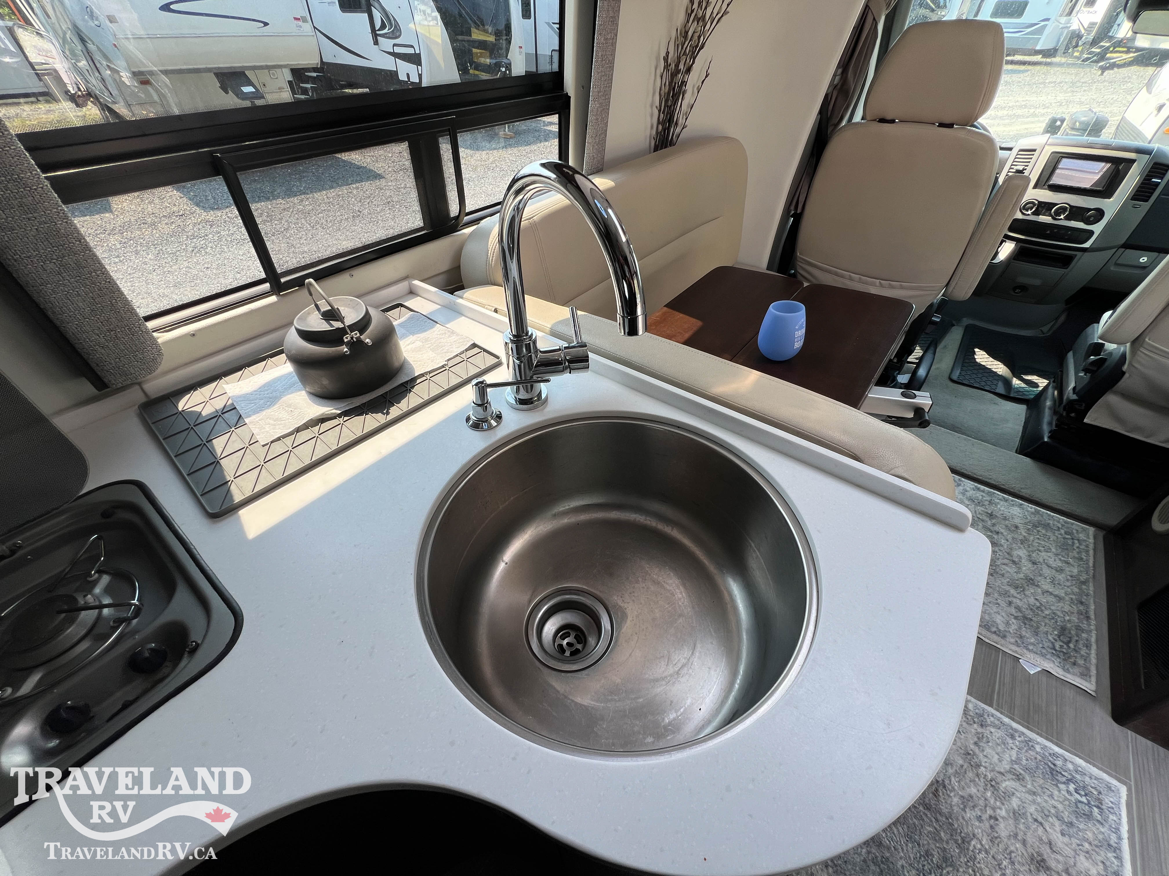 2018 Leisure Travel Serenity S24CB - Image 11