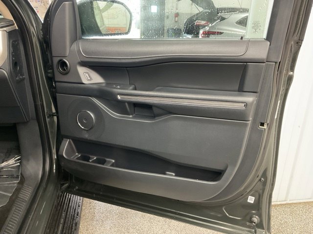 2022 Ford Expedition Utility 4D Limited 4WD V6 Turbo - Image 26