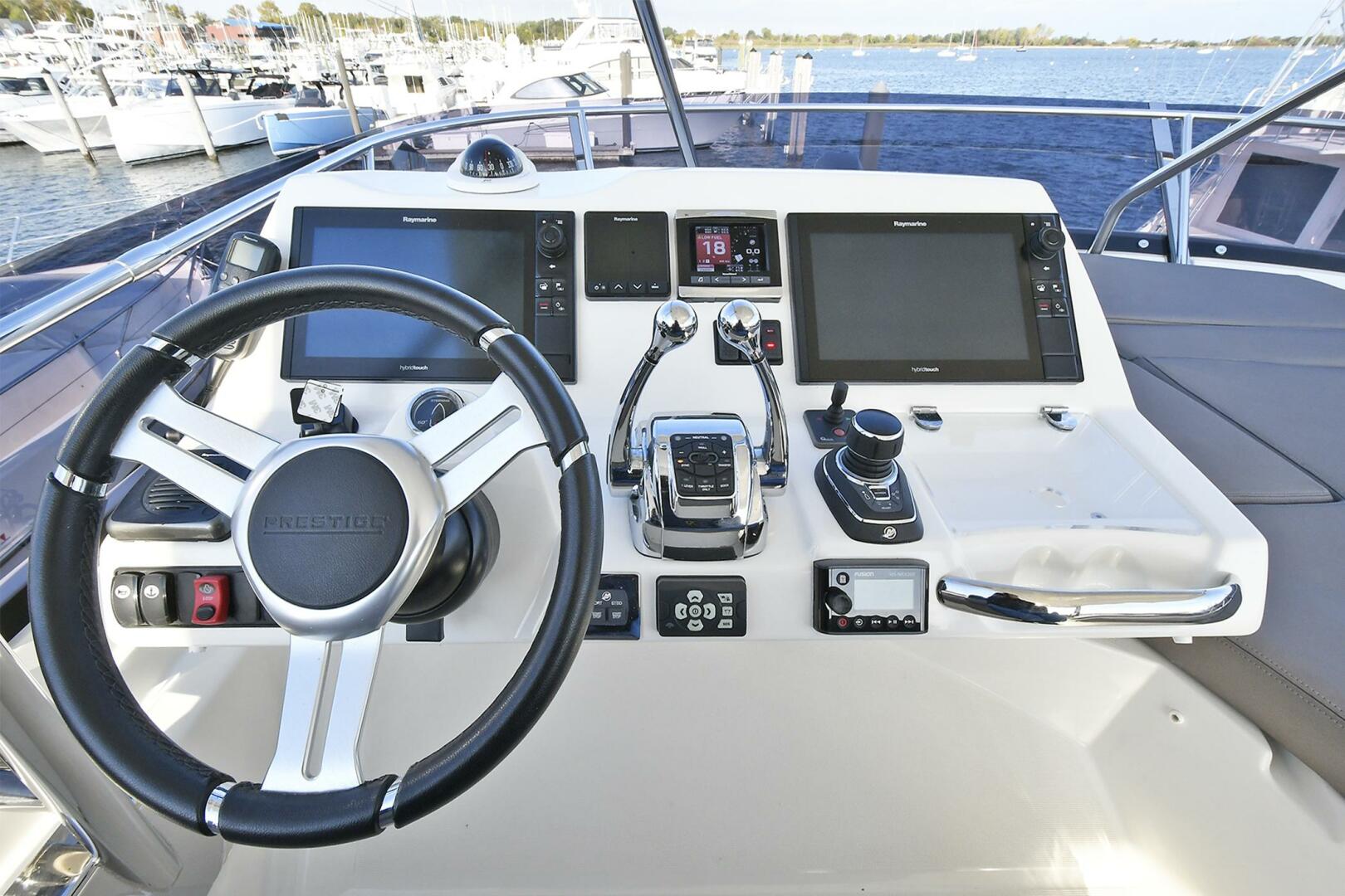 2018 Prestige 560 Fly - Image 15