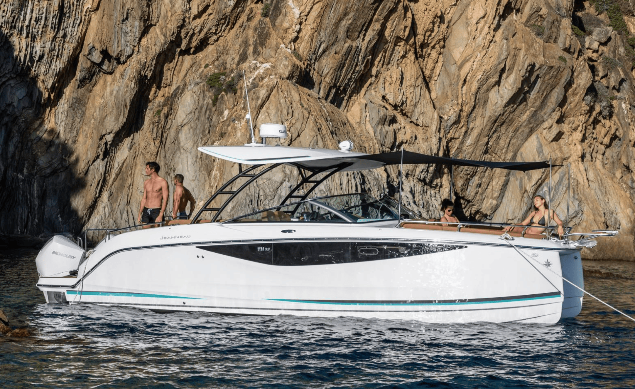 2026 Jeanneau TH33 - Image 6
