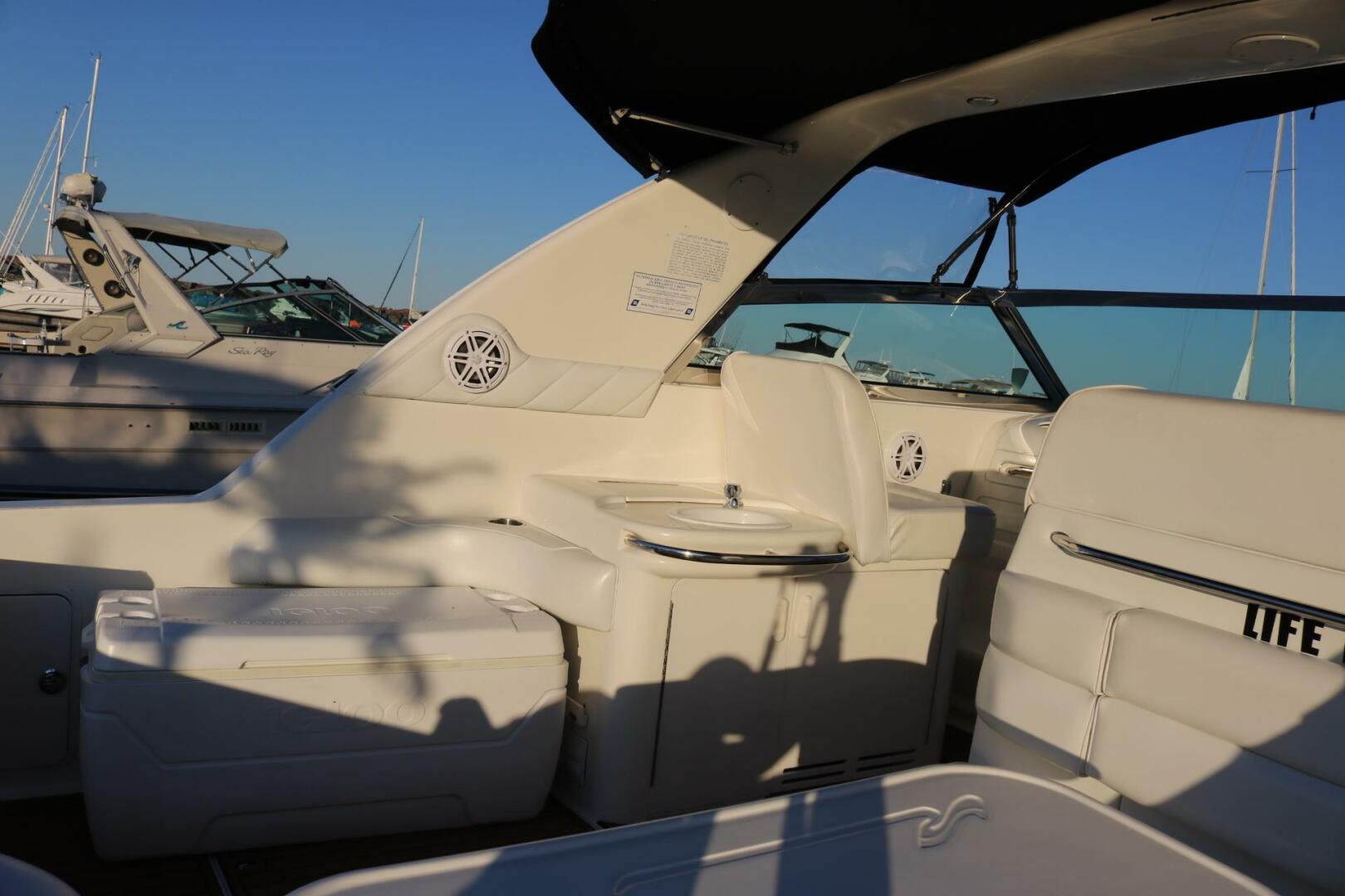 1996 Sea Ray Sundancer - Image 28