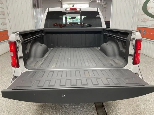 2025 Ram 1500 Laramie 4x4 Crew Cab 5'7" Box - Image 6