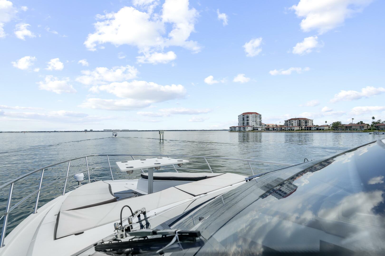 2022 Galeon 470 Sky - Image 9