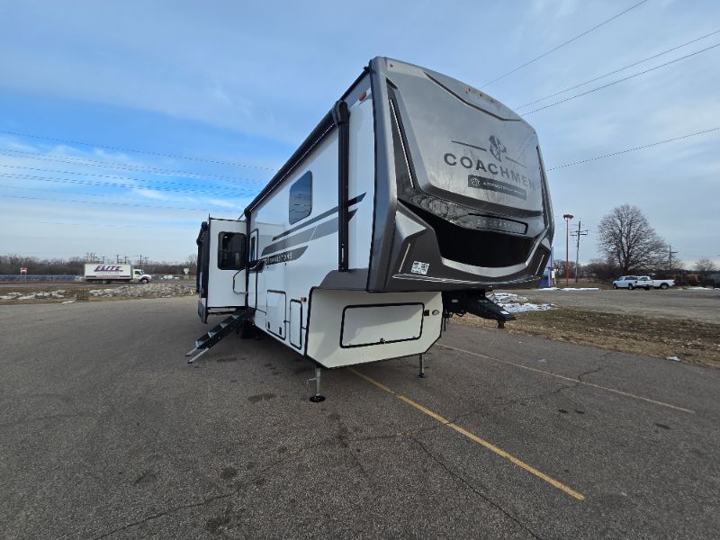 2025 Coachmen Brookstone 318RLL
