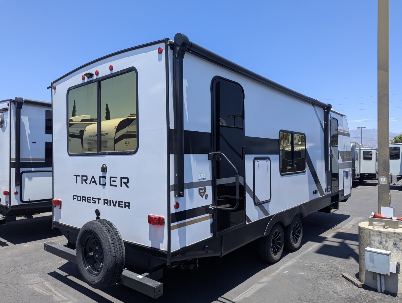 2026 Prime Time Tracer 235RK - Image 4