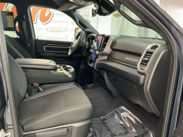 2026 Ram 2500 Big Horn 4x4 Crew Cab 6'4" Box - Image 26