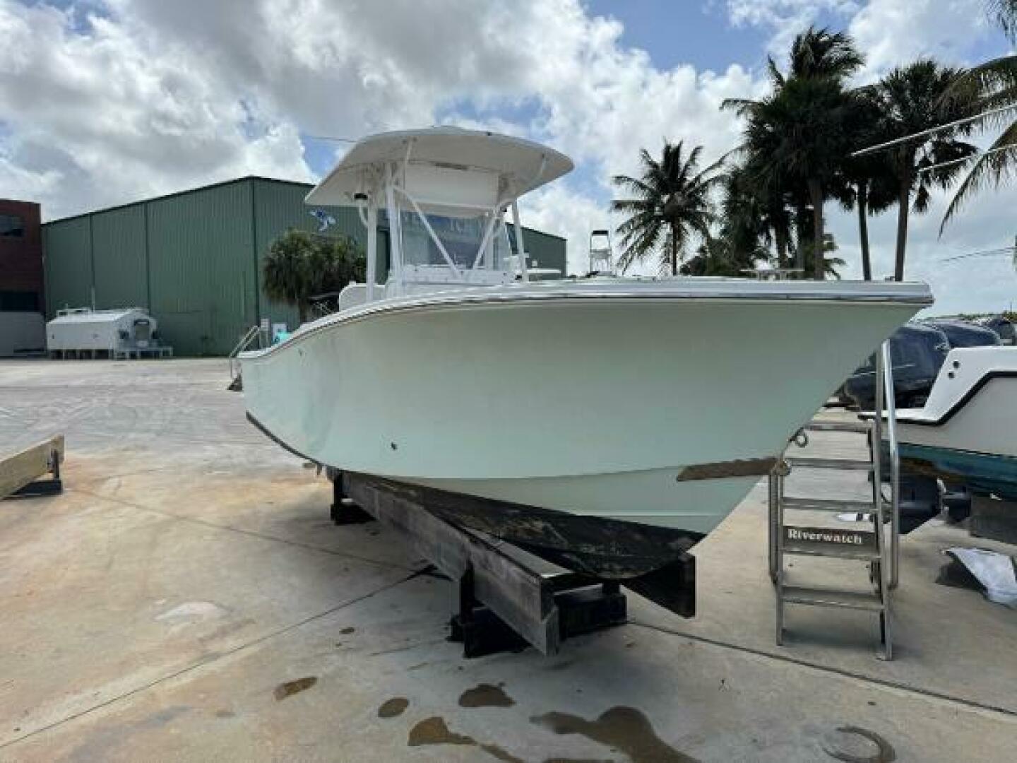 2005 Regulator 23 Center Console - Image 4