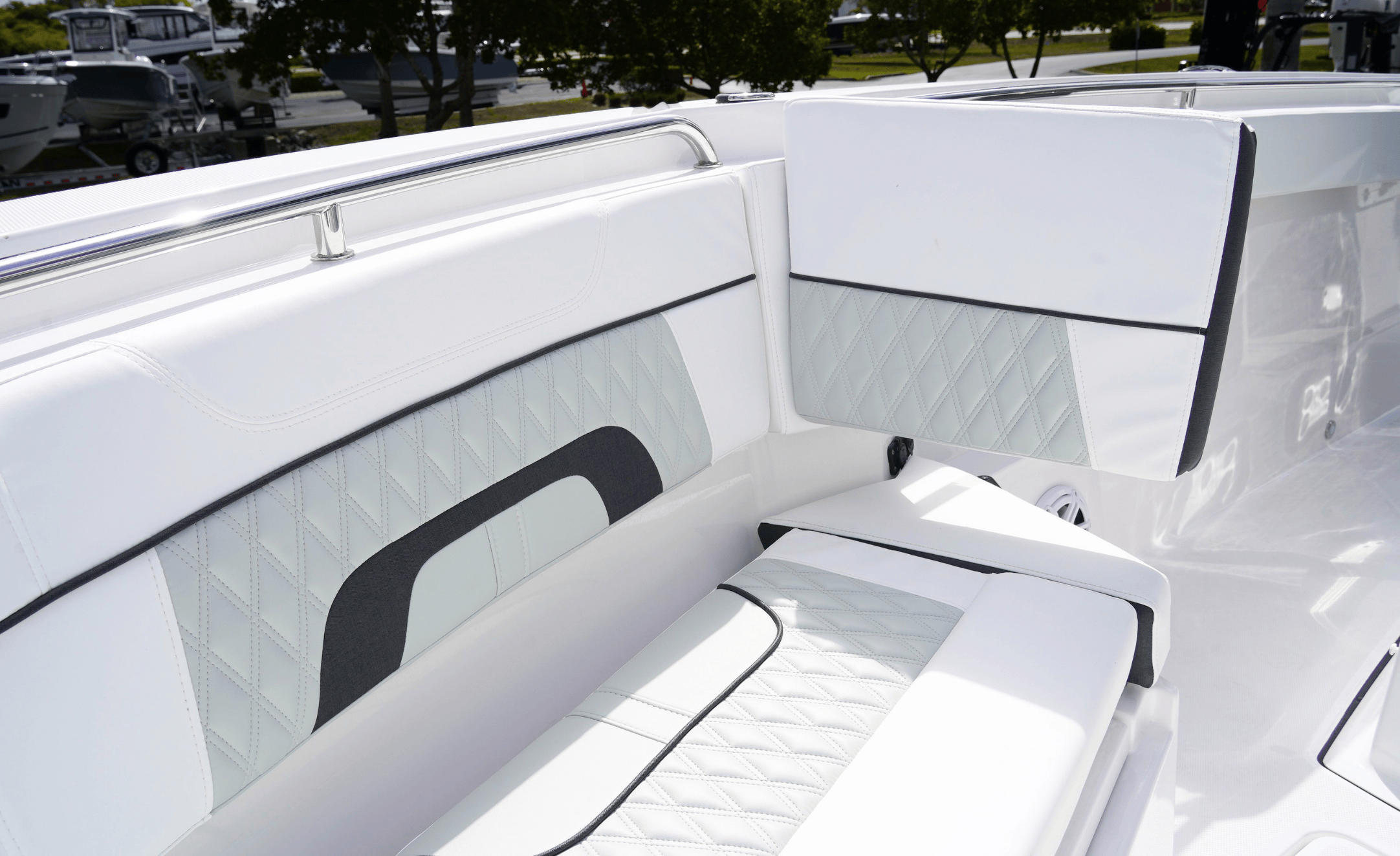 2025 Blackfin 272CC - Image 33