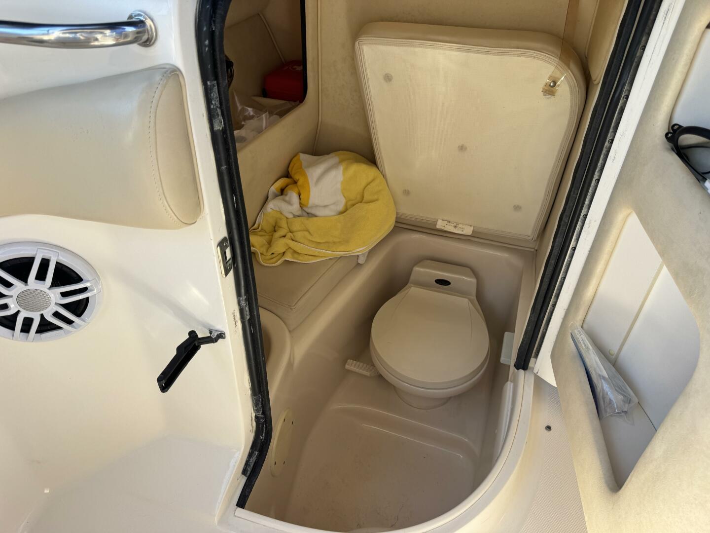 2002 Sea Ray 290 Bowrider - Image 17