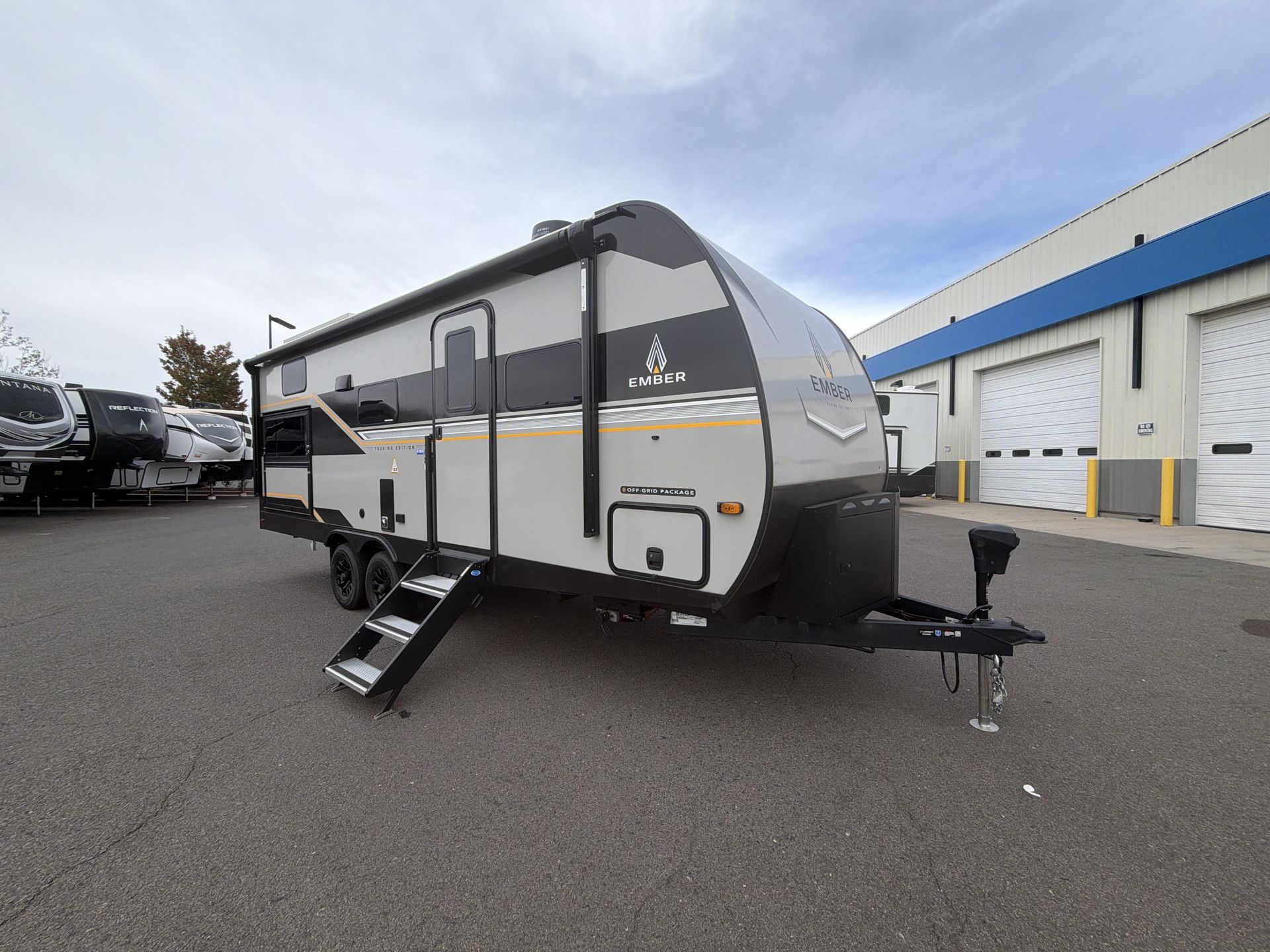 2027 Ember RV Touring Edition 2200ETL - Image 2