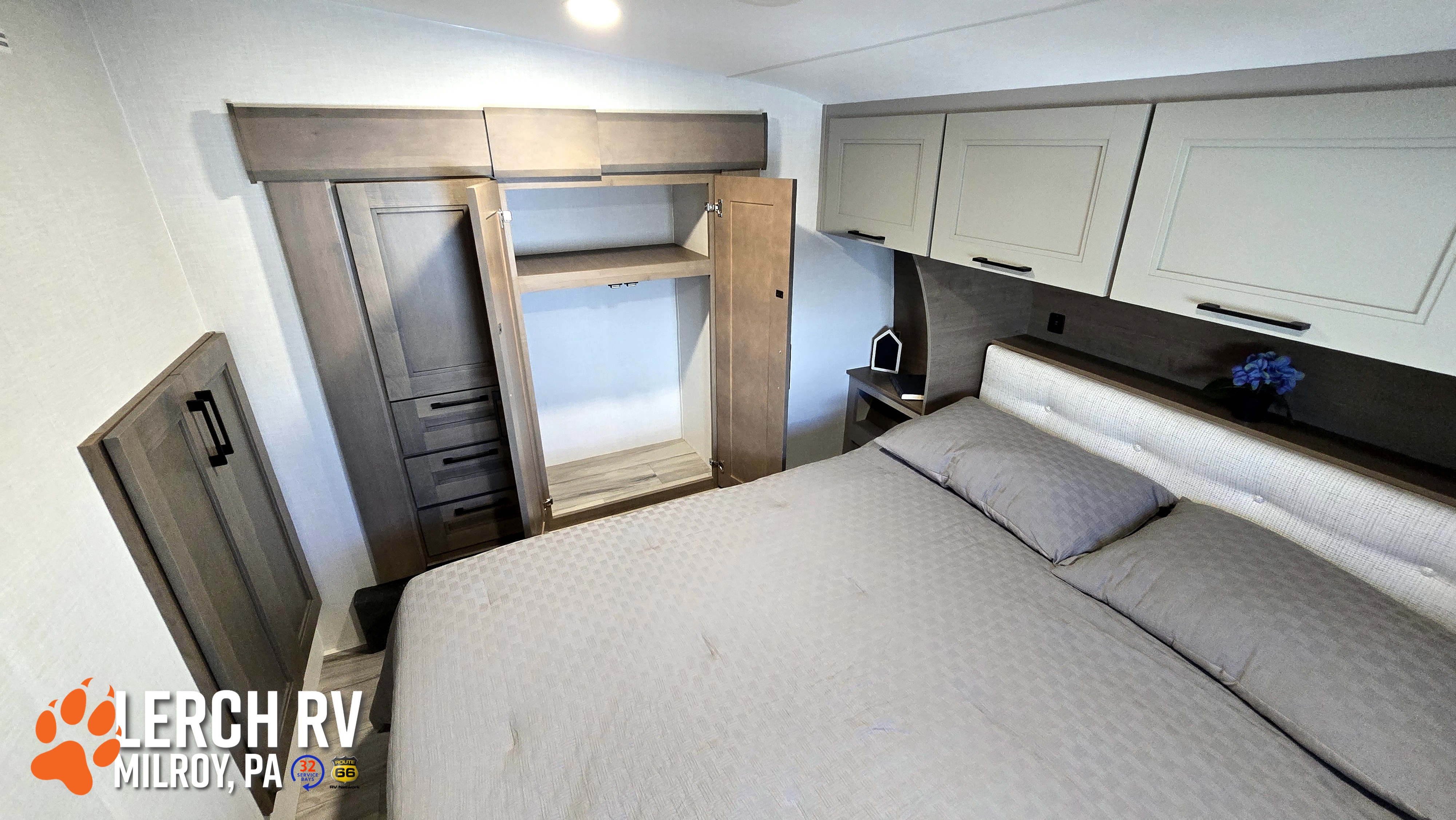2026 KZ RV Durango HT D256RKT - Image 35