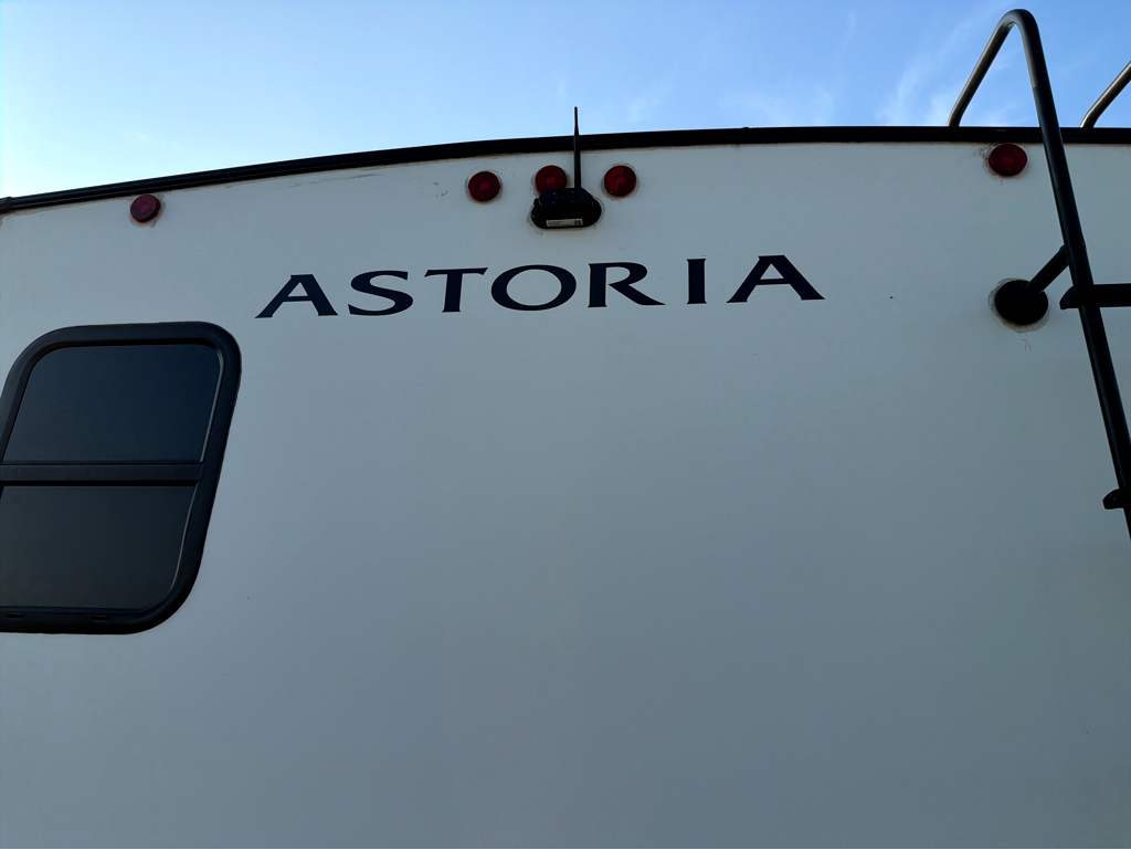2023 DUTCHMEN ASTORIA 2503RLF - Image 7