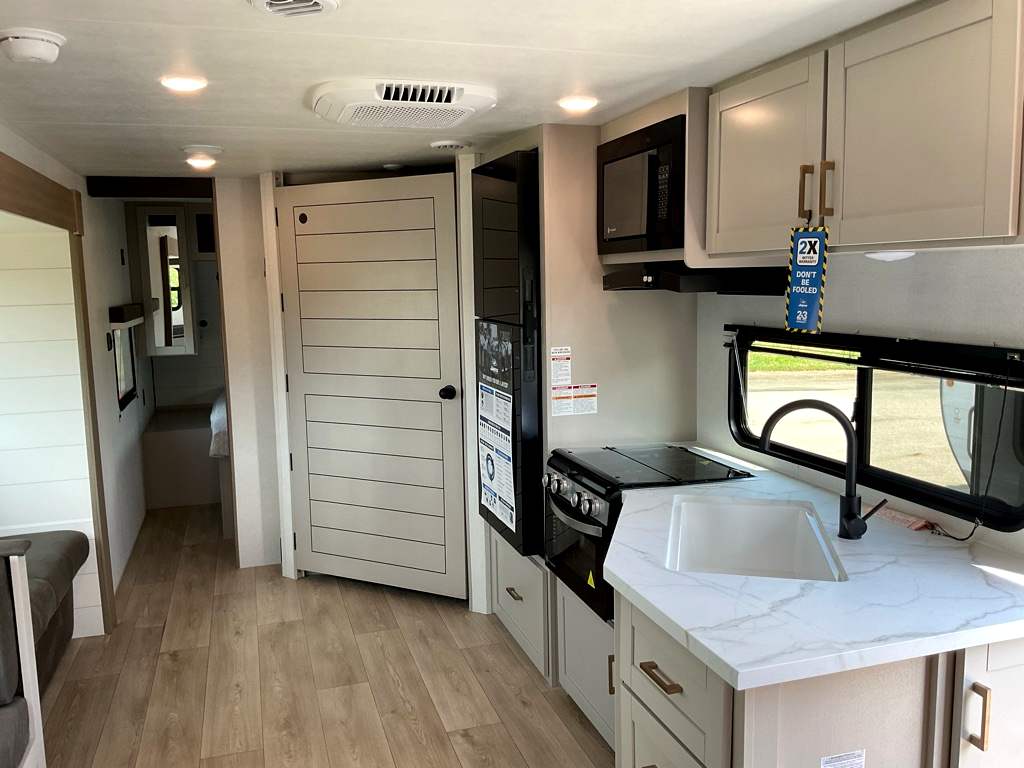 2027 JAYCO Jay Flight 263BHS - Image 6
