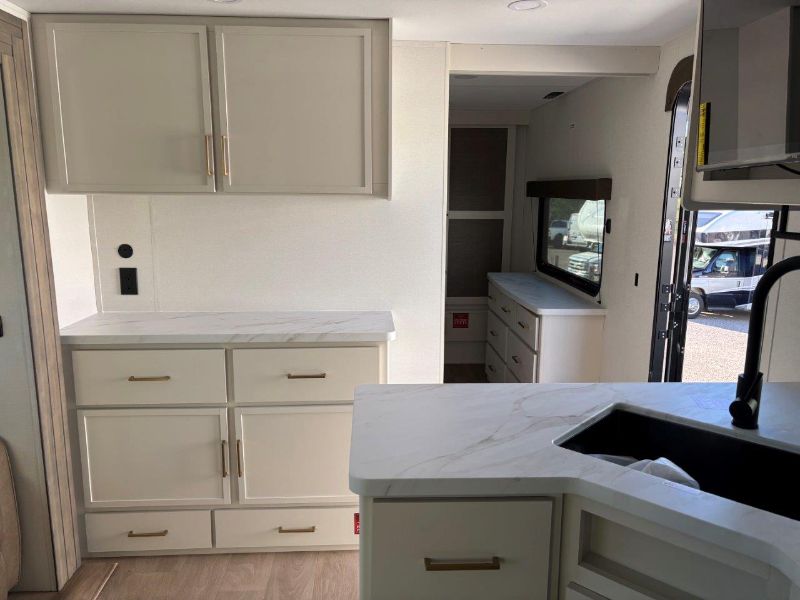 2026 Grand Design Transcend 335BHT - Image 33