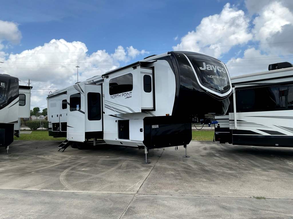 2026 JAYCO NORTH POINT 382 FLRB - Image 1