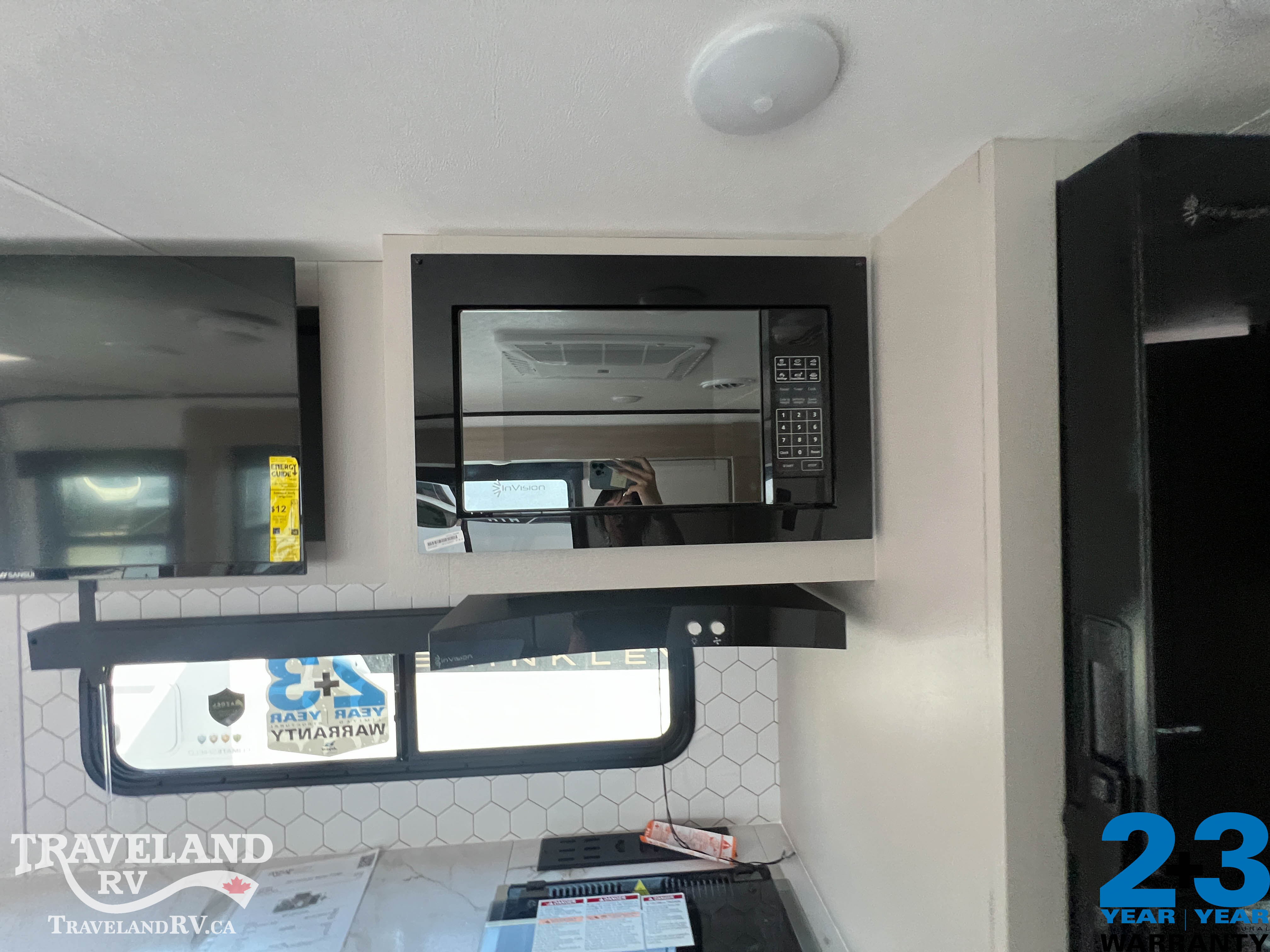 2027 Jayco Jay Feather 21MBH - Image 17
