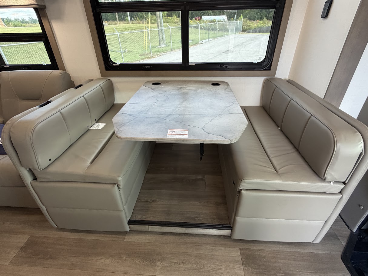 2027 JAYCO GREYHAWK 30Z - Image 18