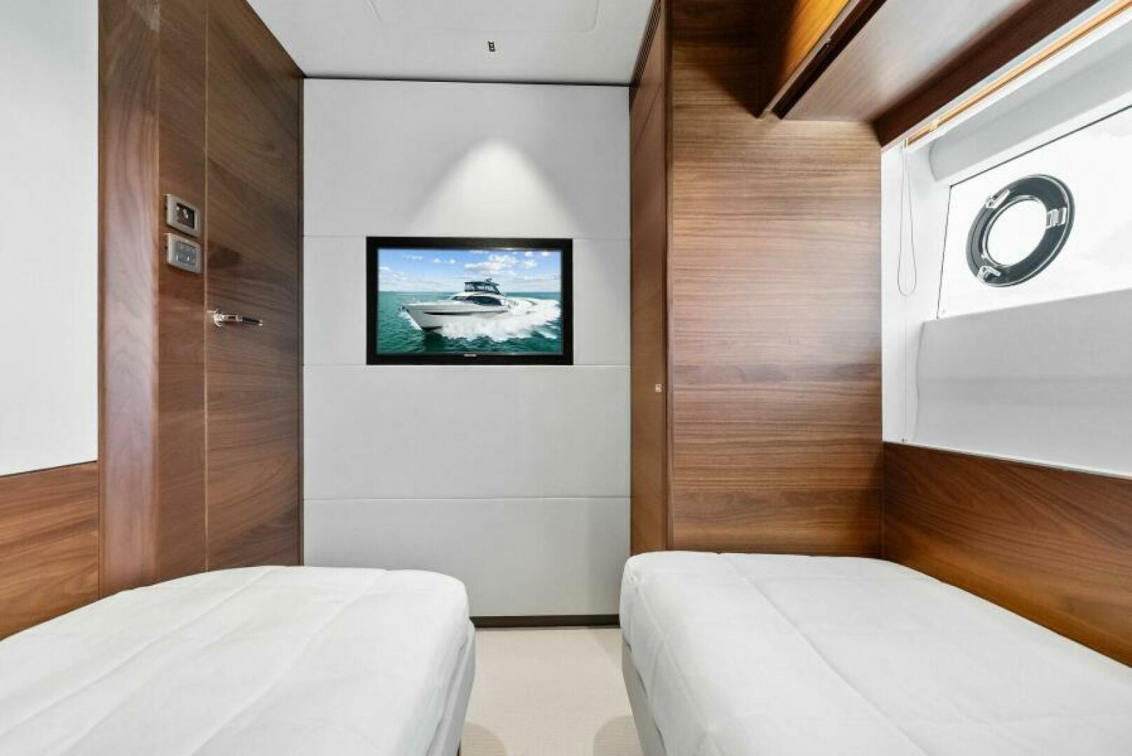 2024 Princess Y72 Motor Yacht - Image 39