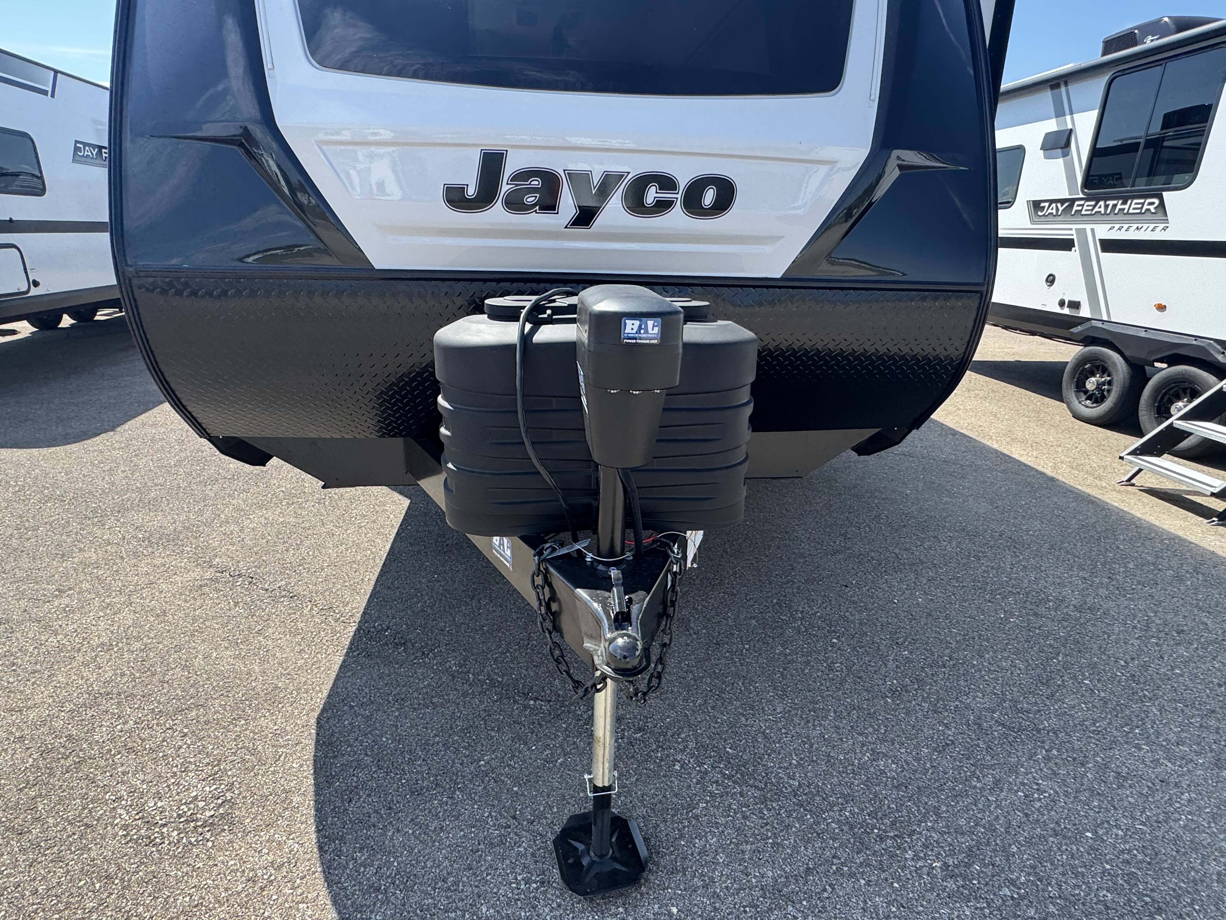 2027 JAYCO JAY FEATHER 26FK - Image 8
