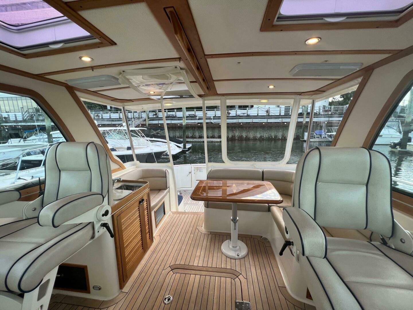 2008 Sabre 42 Hardtop Express - Image 19