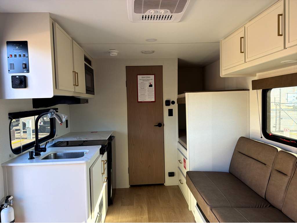 2026 GRAND DESIGN TRANSCEND 151BH - Image 15