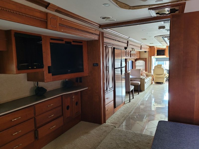 2008 Fleetwood American Eagle 42F - Image 23