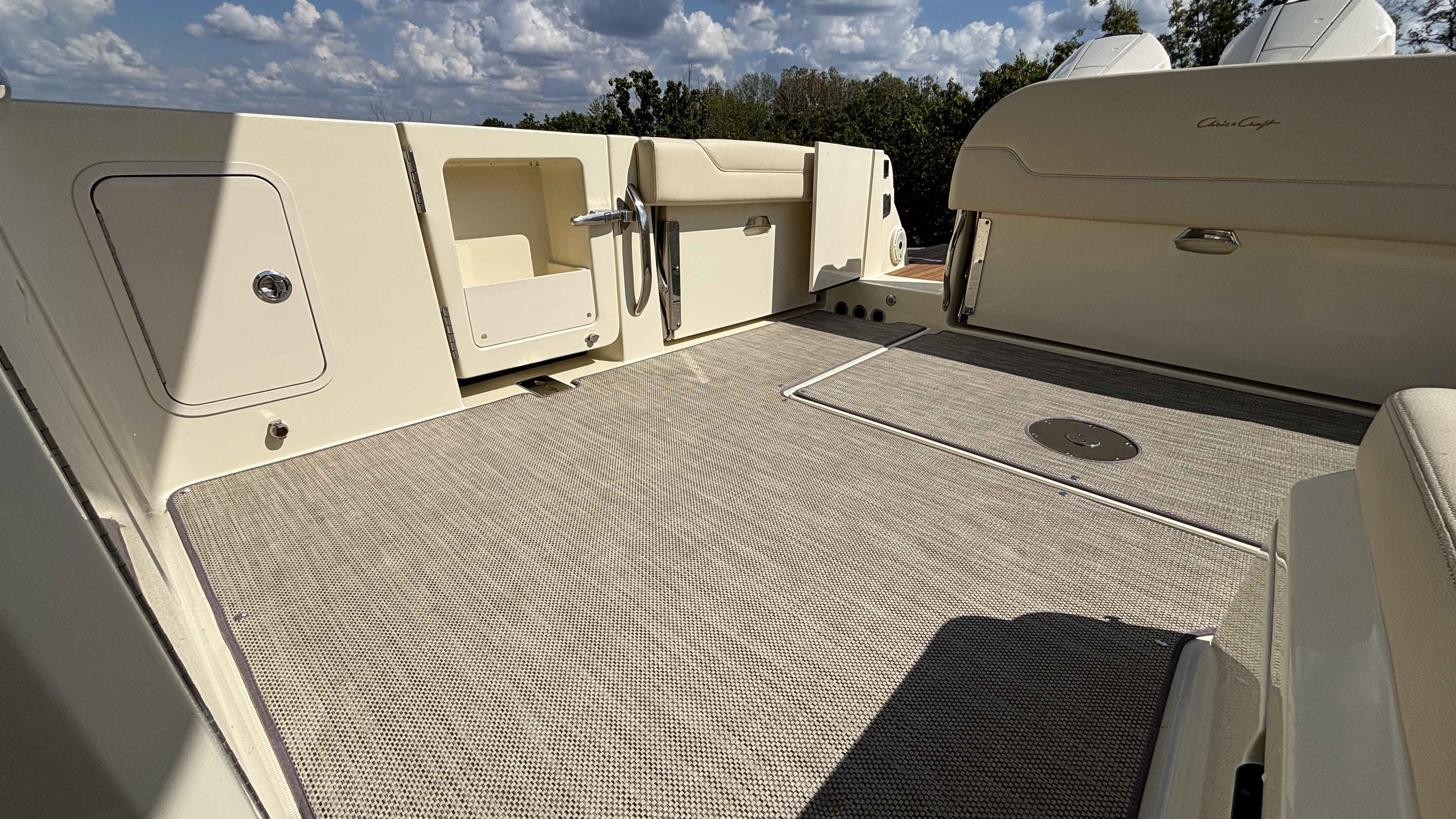 2021 Chris Craft 35 Calypso - Image 15
