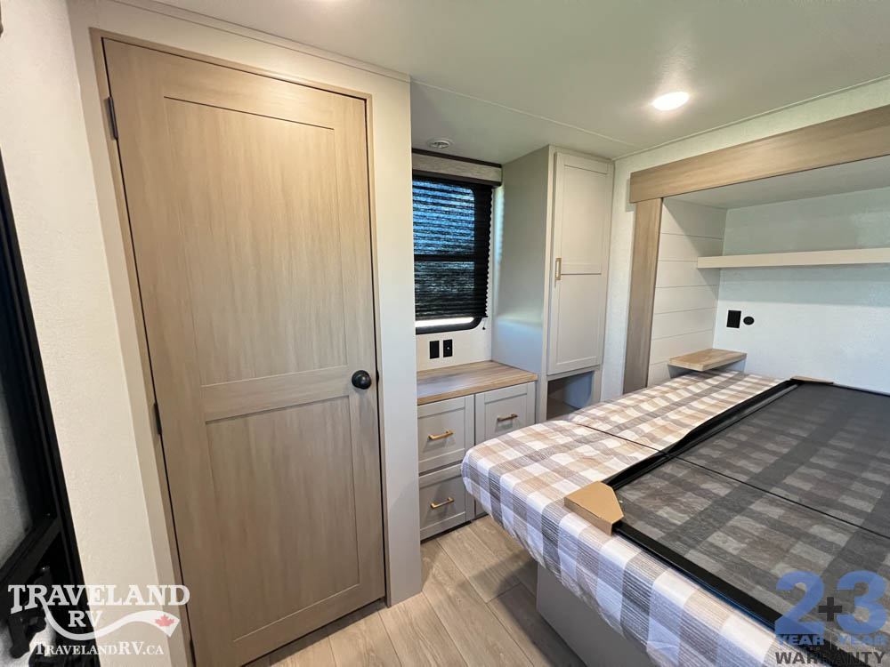 2027 Jayco Jay Flight Bungalow 404LOFT - Image 40