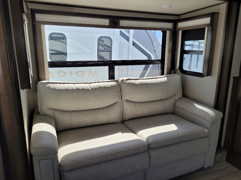 2021 Grand Design Solitude 382WB - Image 21