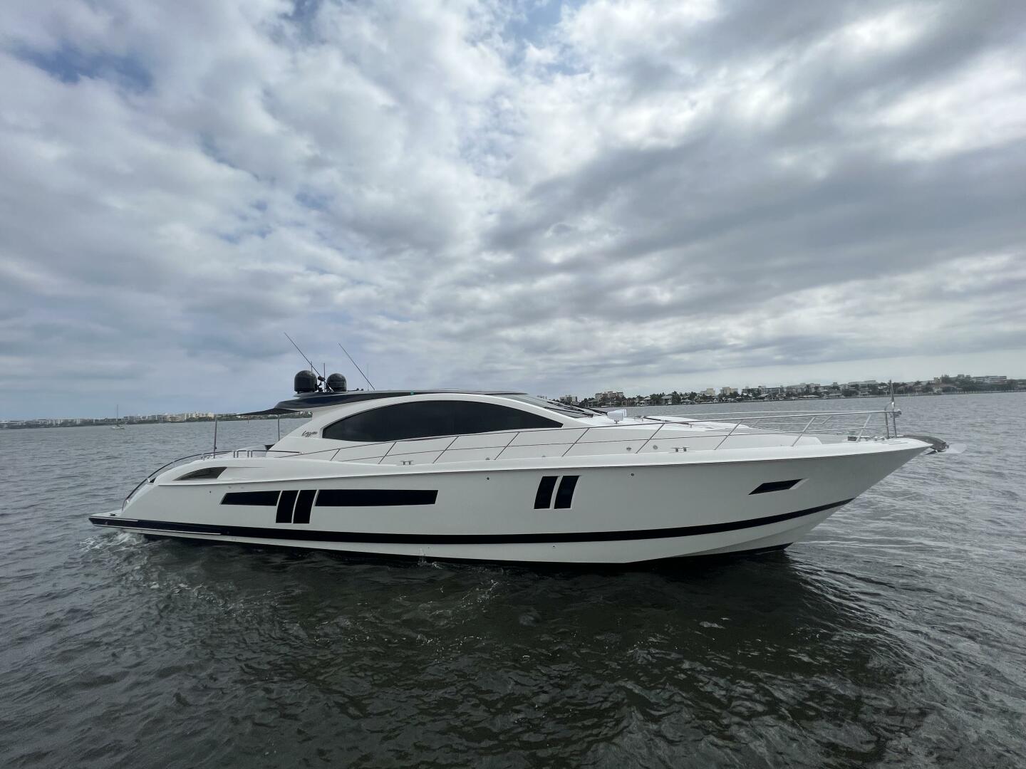 2009 Lazzara Yachts LSX 75 - Image 1