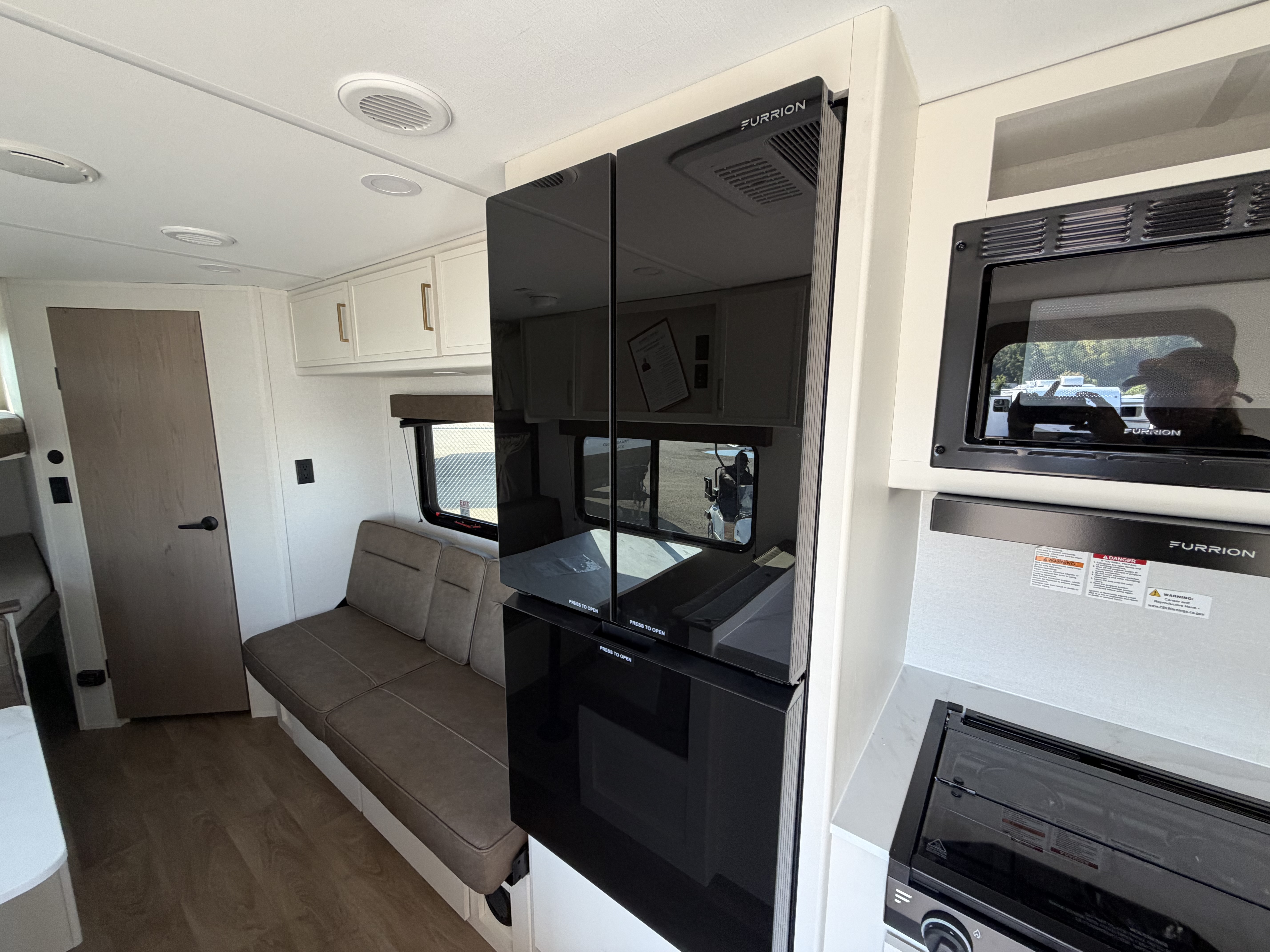 2027 GRAND DESIGN TRANSCEND 24BHX - Image 20