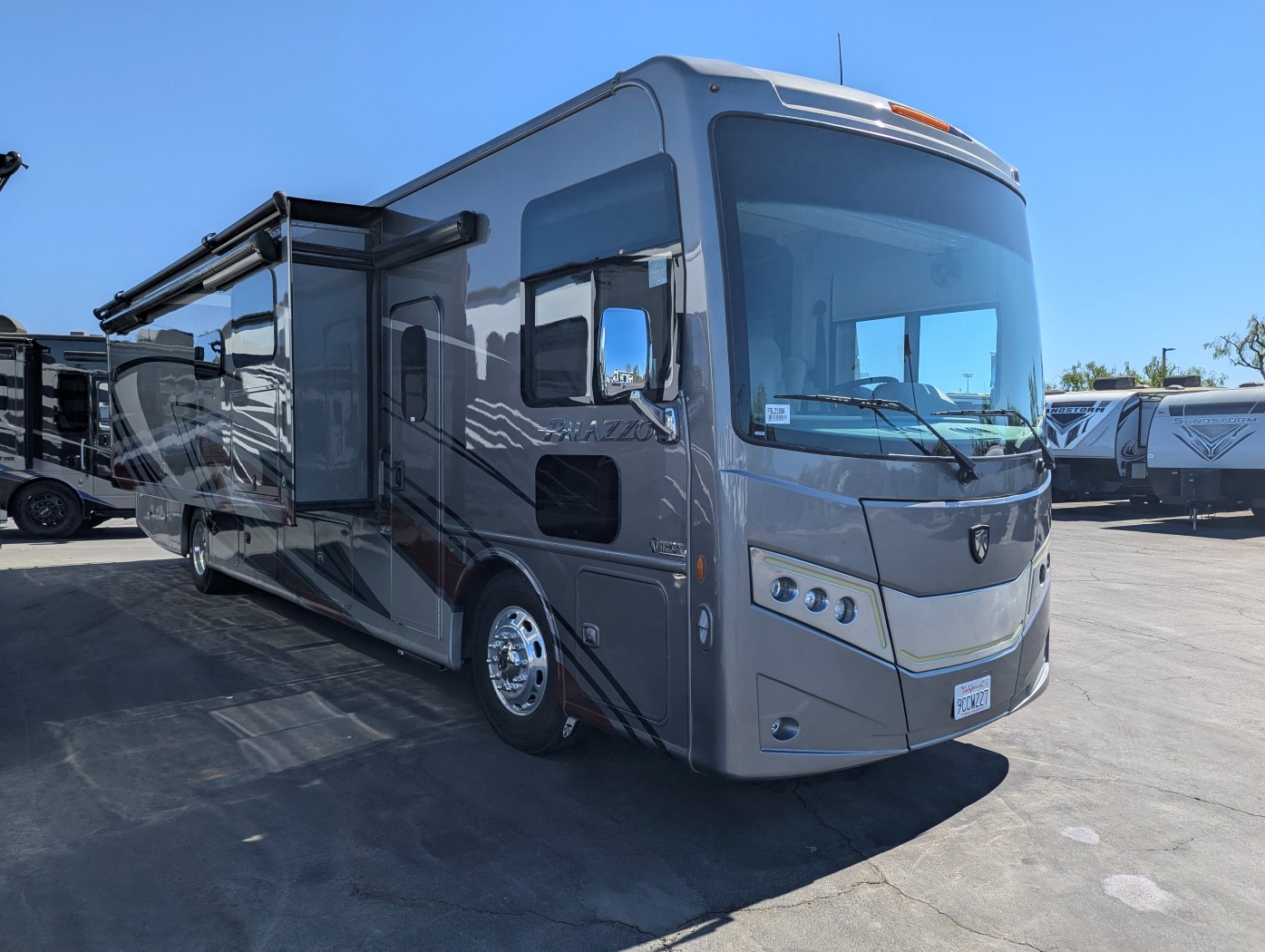 2023 Thor Motor Coach Palazzo 37.5 - Image 1