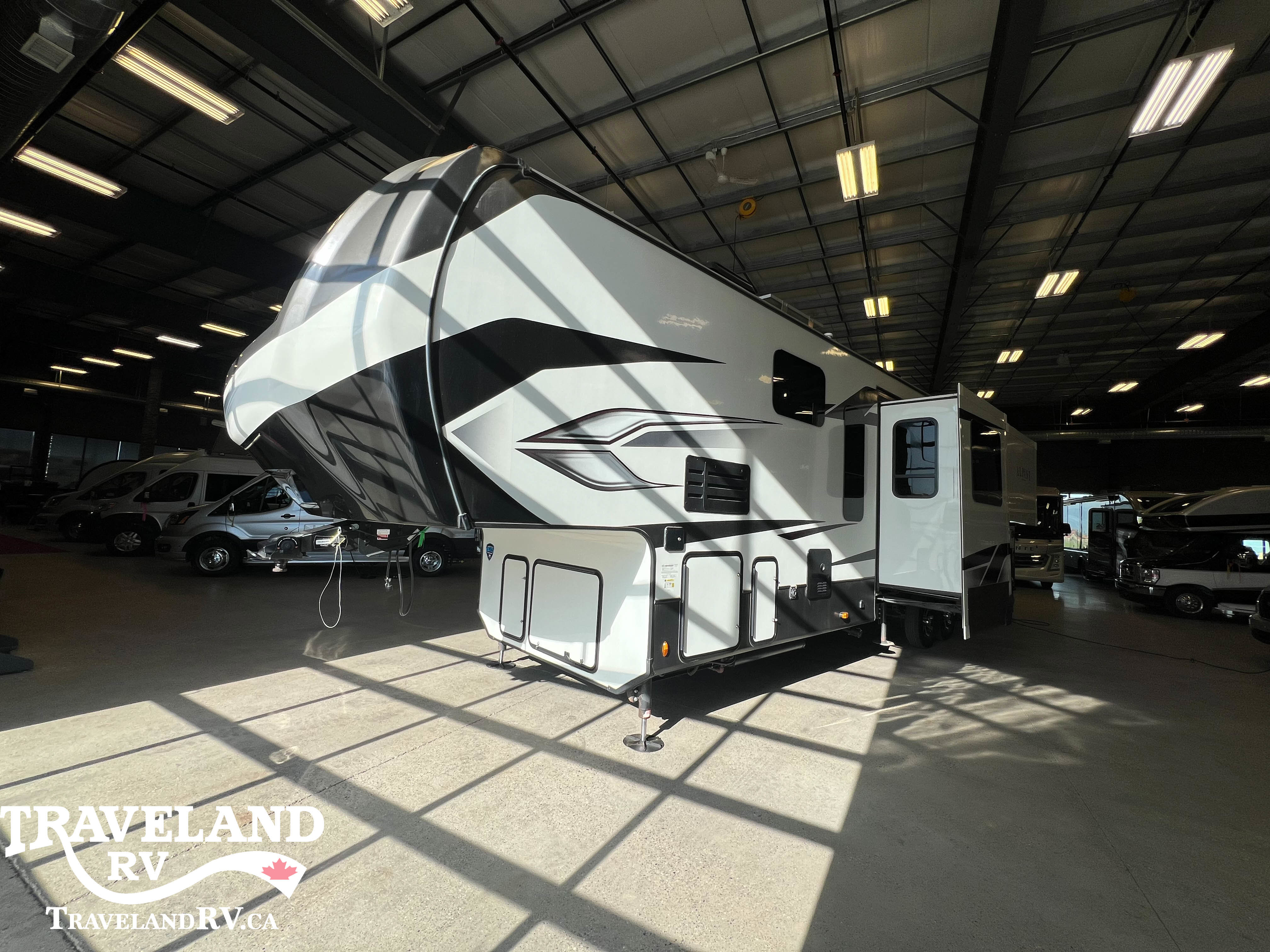 2022 Keystone Alpine 3790FK - Image 2