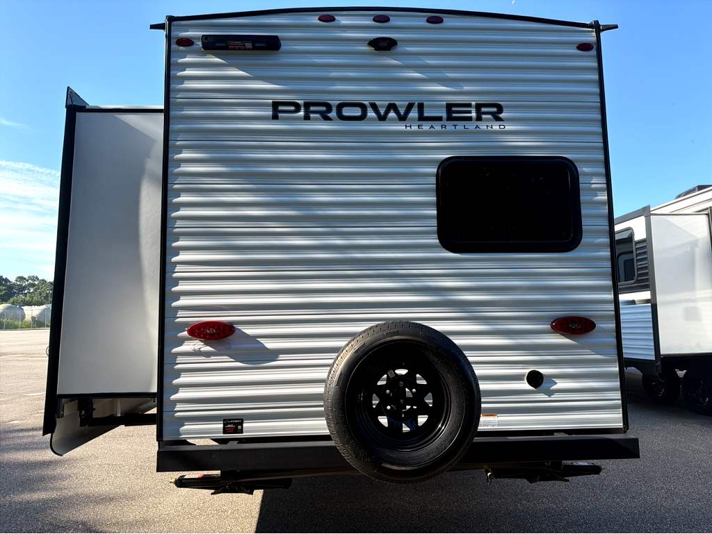 2027 HEARTLAND PROWLER 3202DSB - Image 5